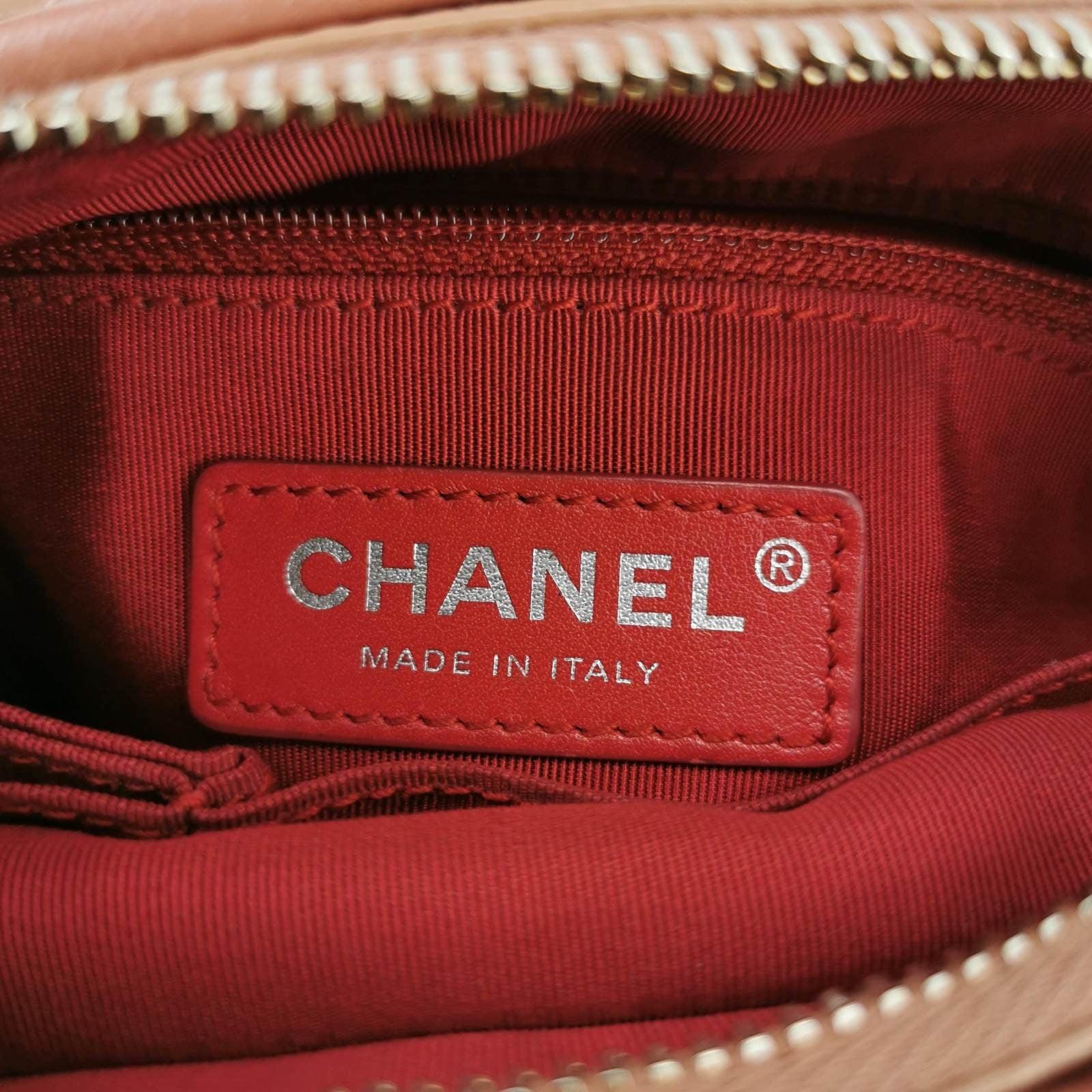 Chanel Gabrielle Hobo 2017 Pink Leather Small Crossbody Bag 4