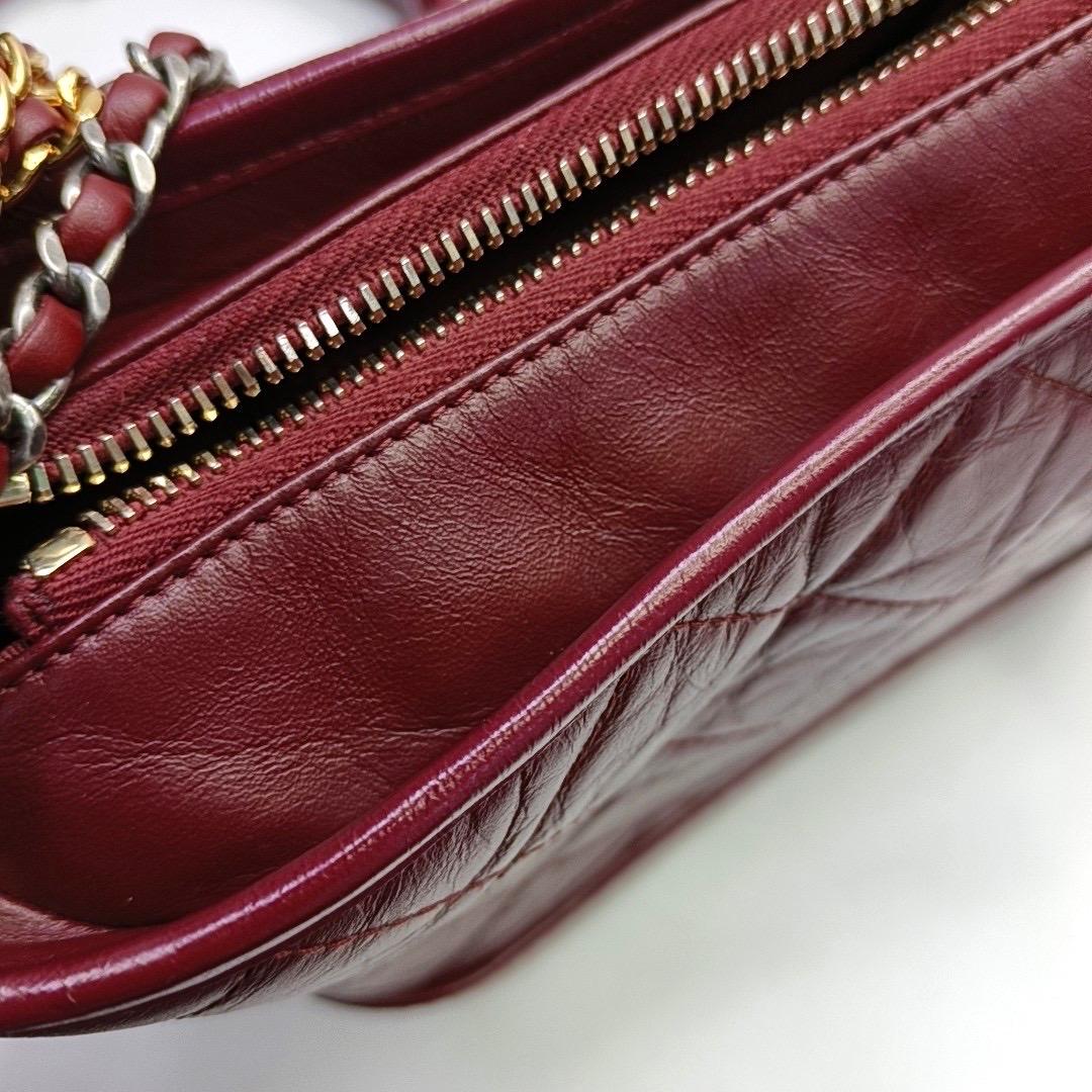 Chanel Gabrielle Hobo 2018 Burgundy Leather Small Crossbody Bag For Sale 8