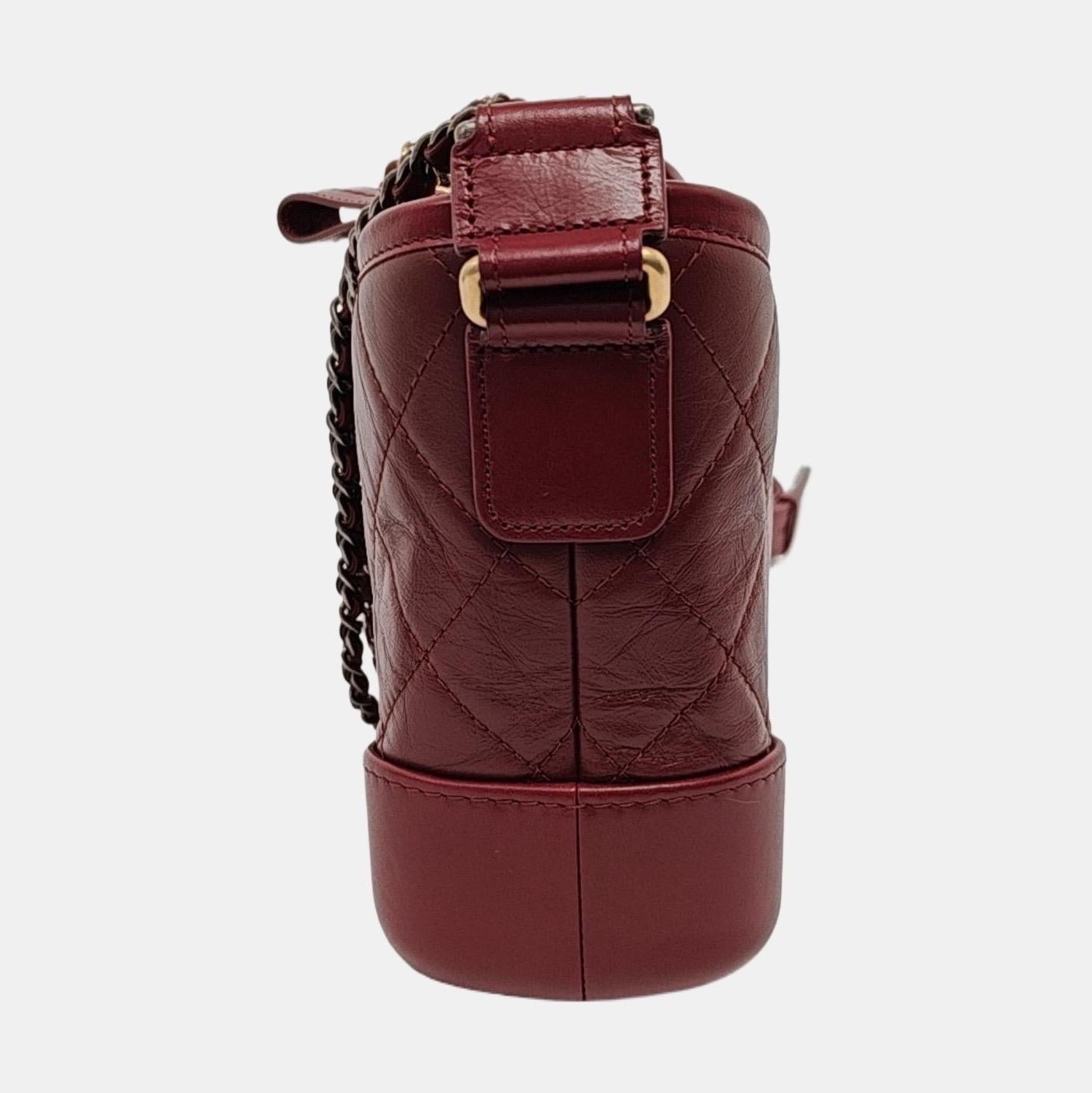 Women's Chanel Gabrielle Hobo 2018 Burgundy Leather Small Crossbody Bag For Sale