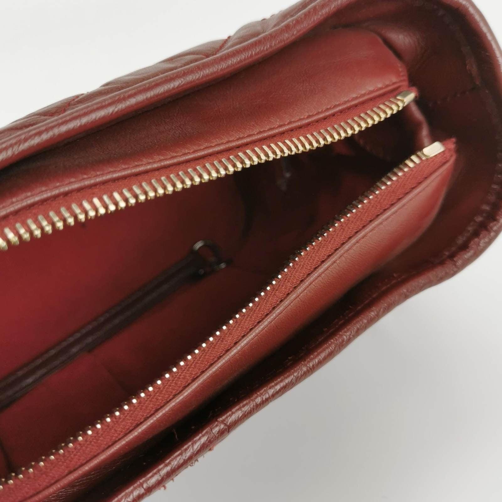 Chanel Gabrielle Hobo 2018 Burgundy Leather Small Crossbody Bag 2