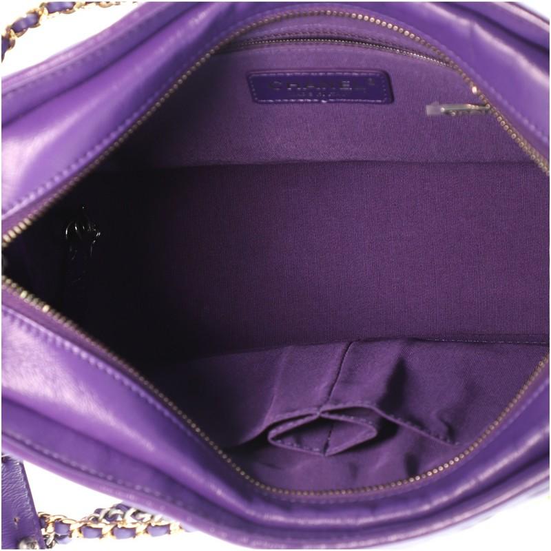 Chanel Gabrielle Hobo Chevron gealtertes Kalbsleder Medium 1
