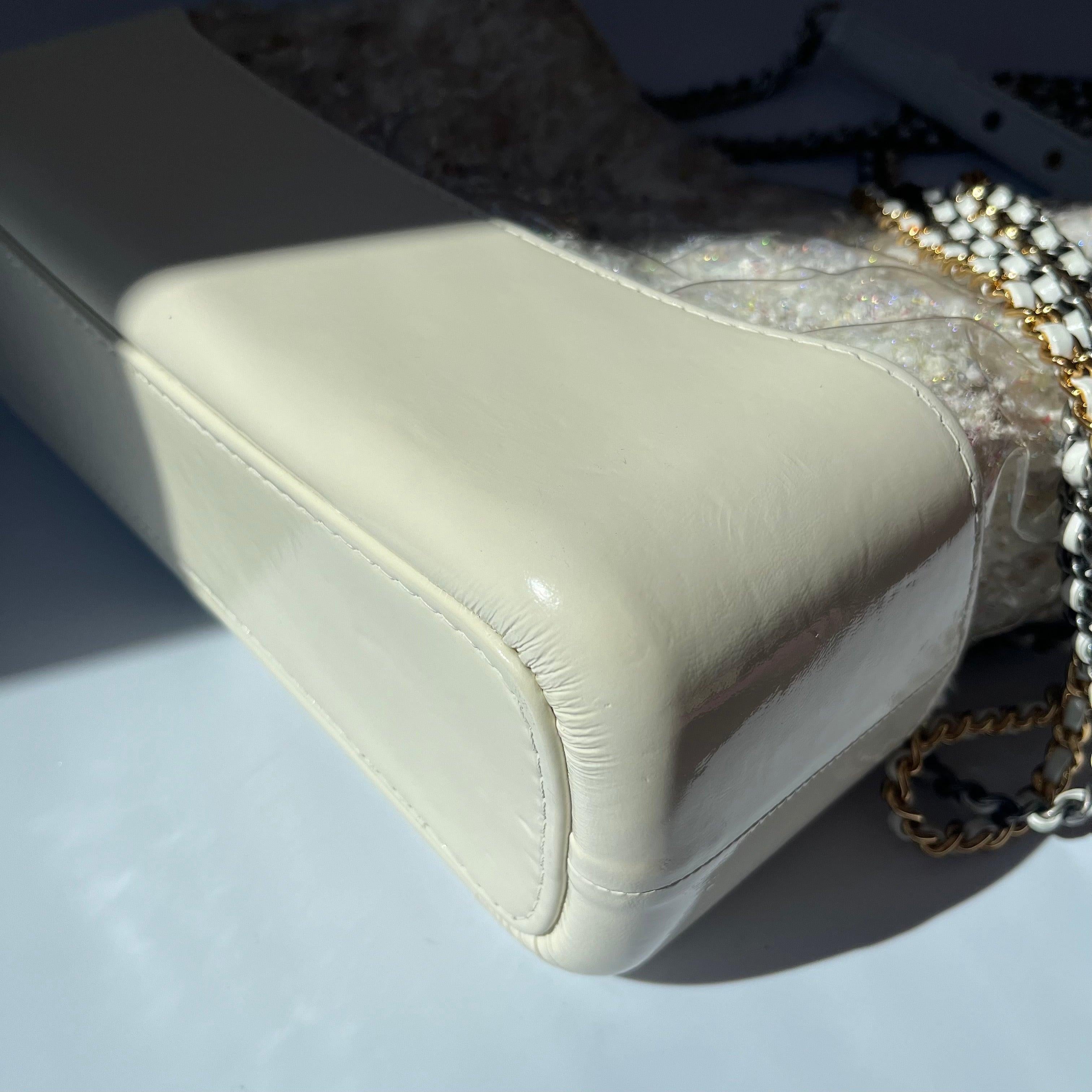 Chanel Gabrielle Hobo Medium White Tweed with PVC, 2018-2019 5