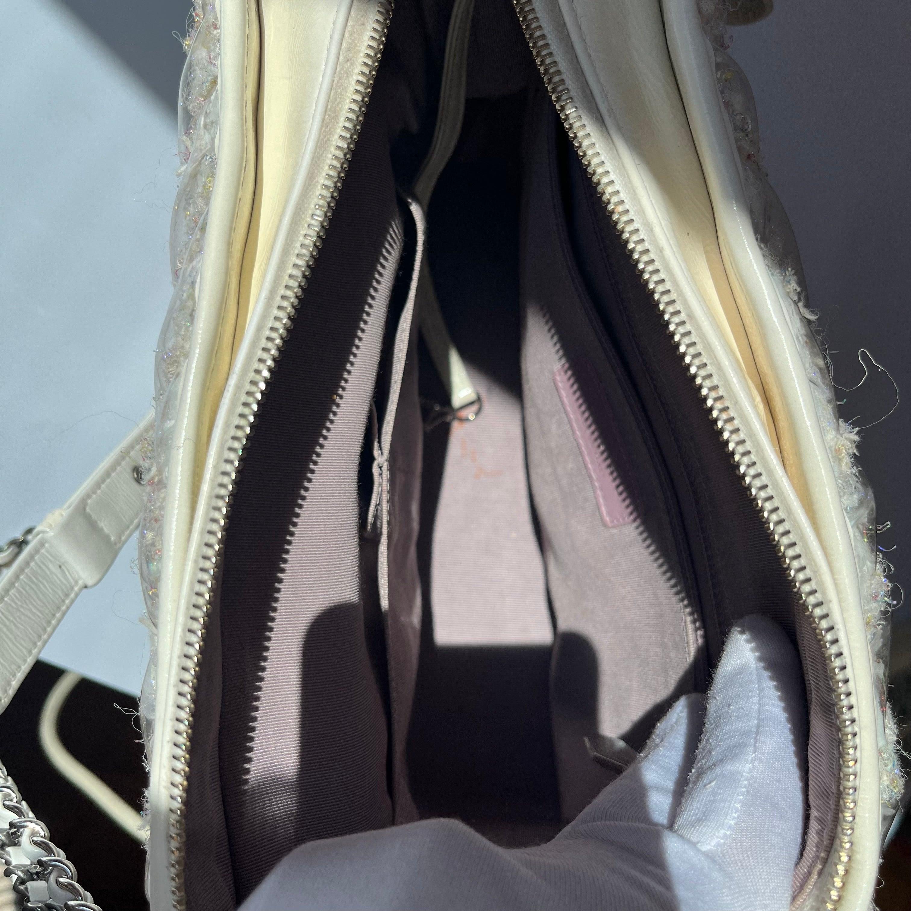 Chanel Gabrielle Hobo Medium White Tweed with PVC, 2018-2019 6