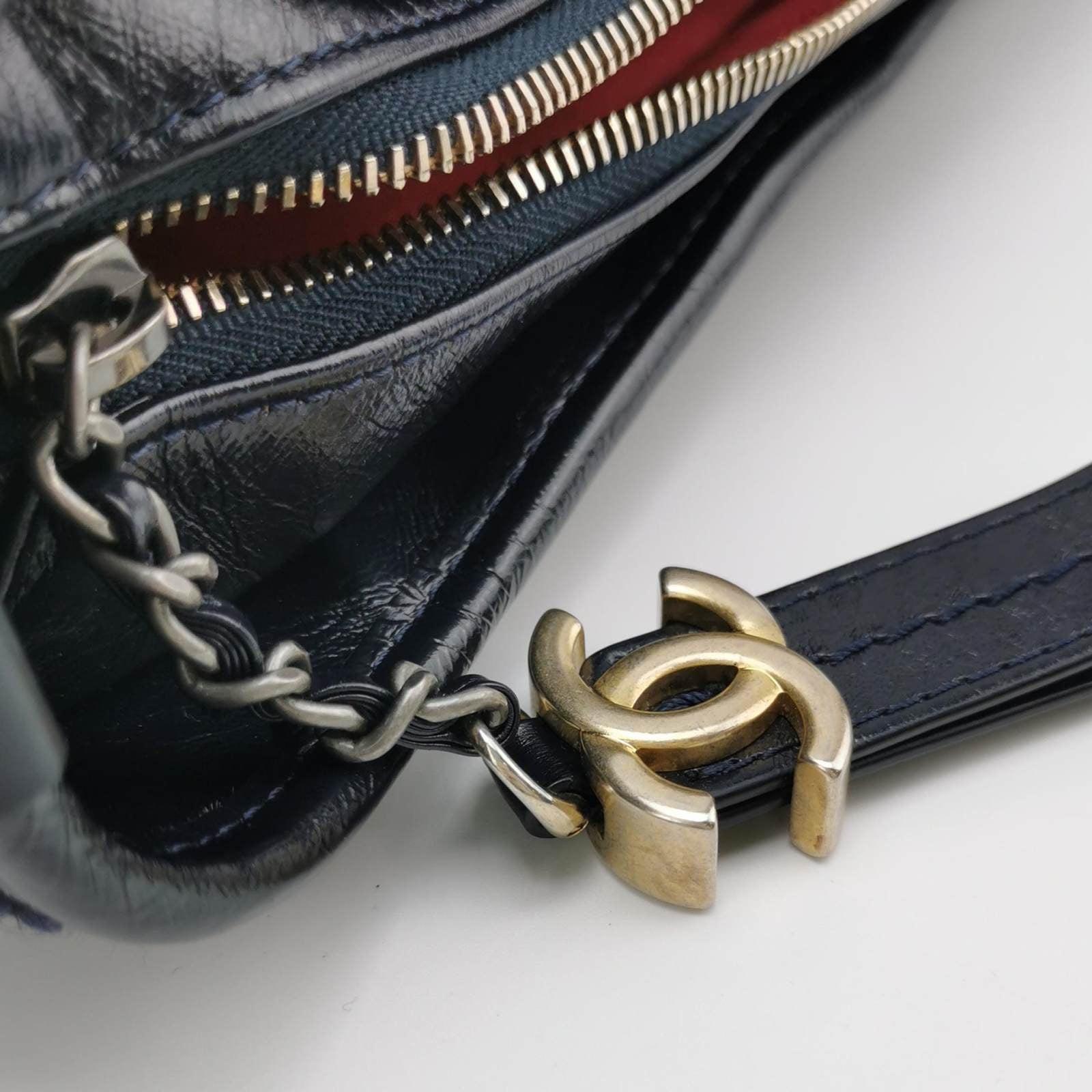 Chanel Gabrielle Logo Hobo Tweed and Calfskin Medium 2017-2018 For Sale 2