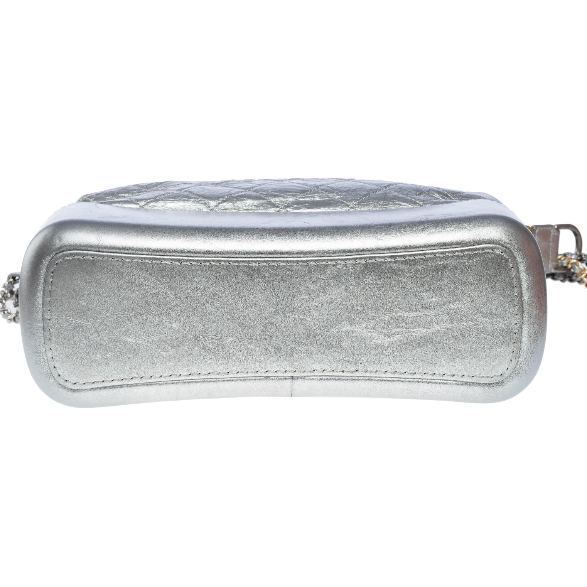 Chanel Gabrielle medium size hobo bag in in silver quilted leather, GPHW For Sale 5