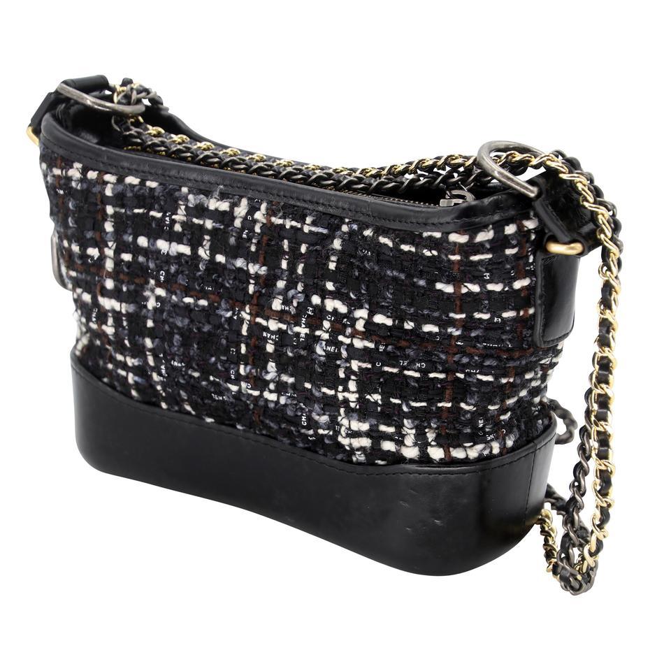 Black Chanel Gabrielle Mini Chainlink Two Tone CC-0806N-0001 Tweed Cross Body Bag For Sale