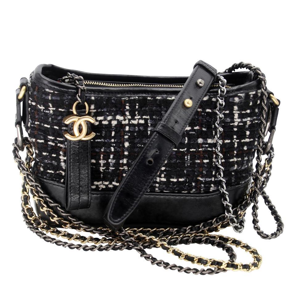 Chanel Gabrielle Mini Chainlink Two Tone Tweed Cross Body Bag CC-0806N-0001  In Excellent Condition For Sale In Downey, CA