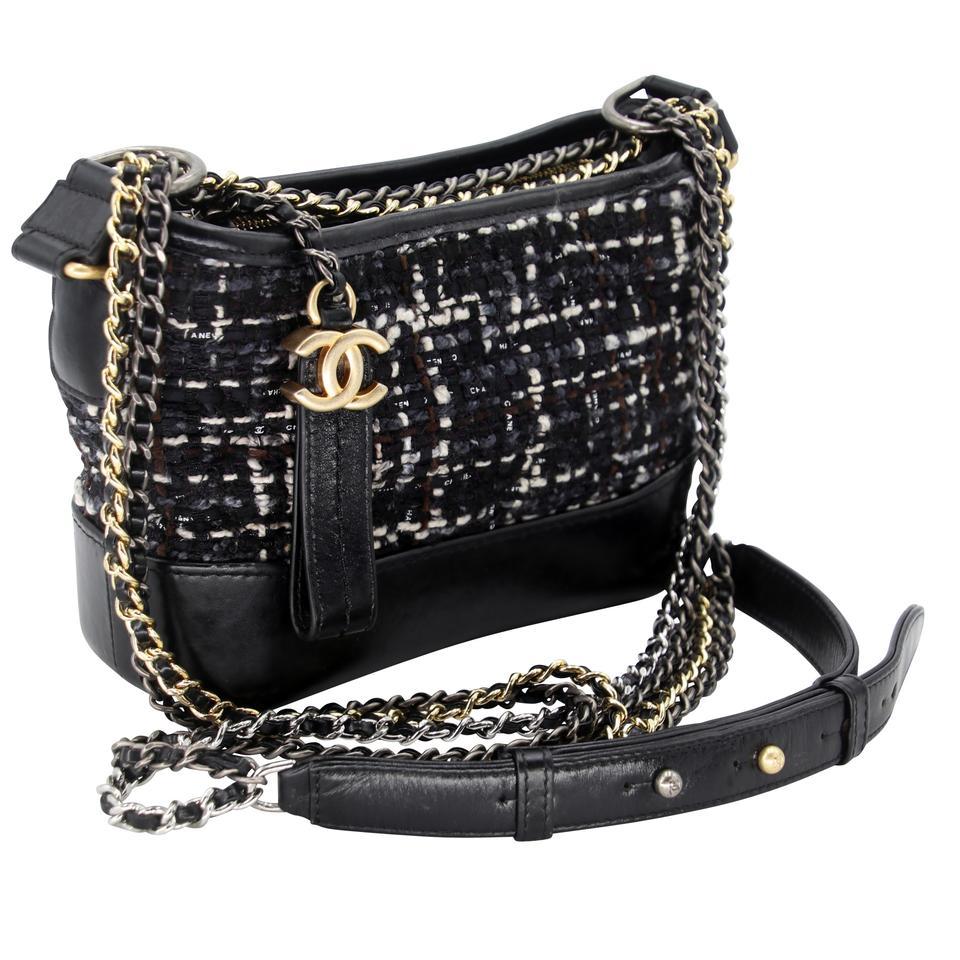Women's Chanel Gabrielle Mini Chainlink Two Tone Tweed Cross Body Bag CC-0806N-0001  For Sale