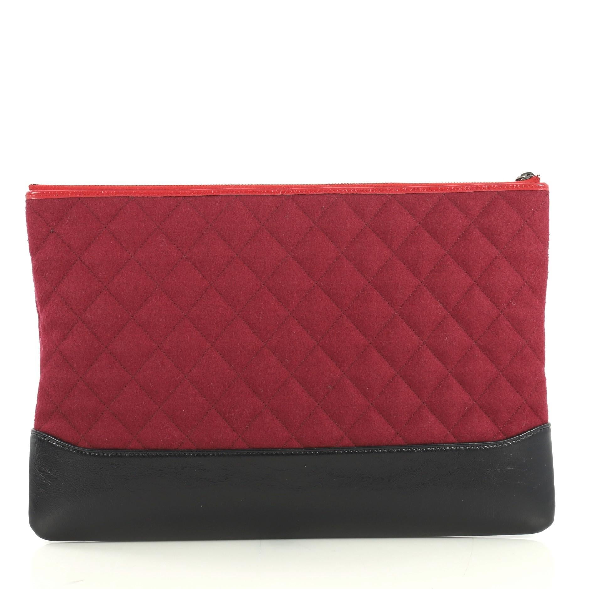 Chanel Gabrielle O Case Clutch Quilted Felt And Calfskin Large In Good Condition In NY, NY