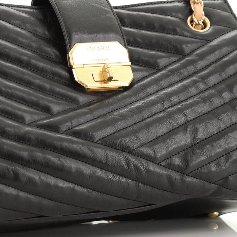 Chanel Gabrielle Tote Chevron Leather Medium 1