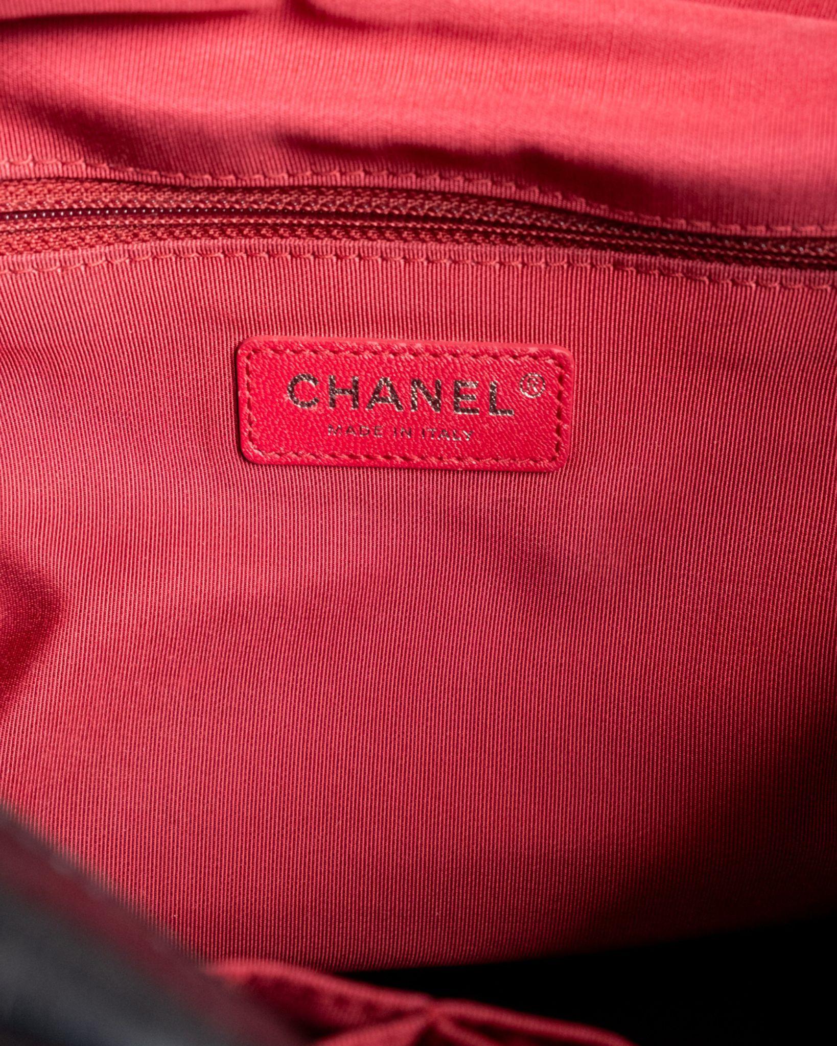 Chanel Gabrielle XL Black 10