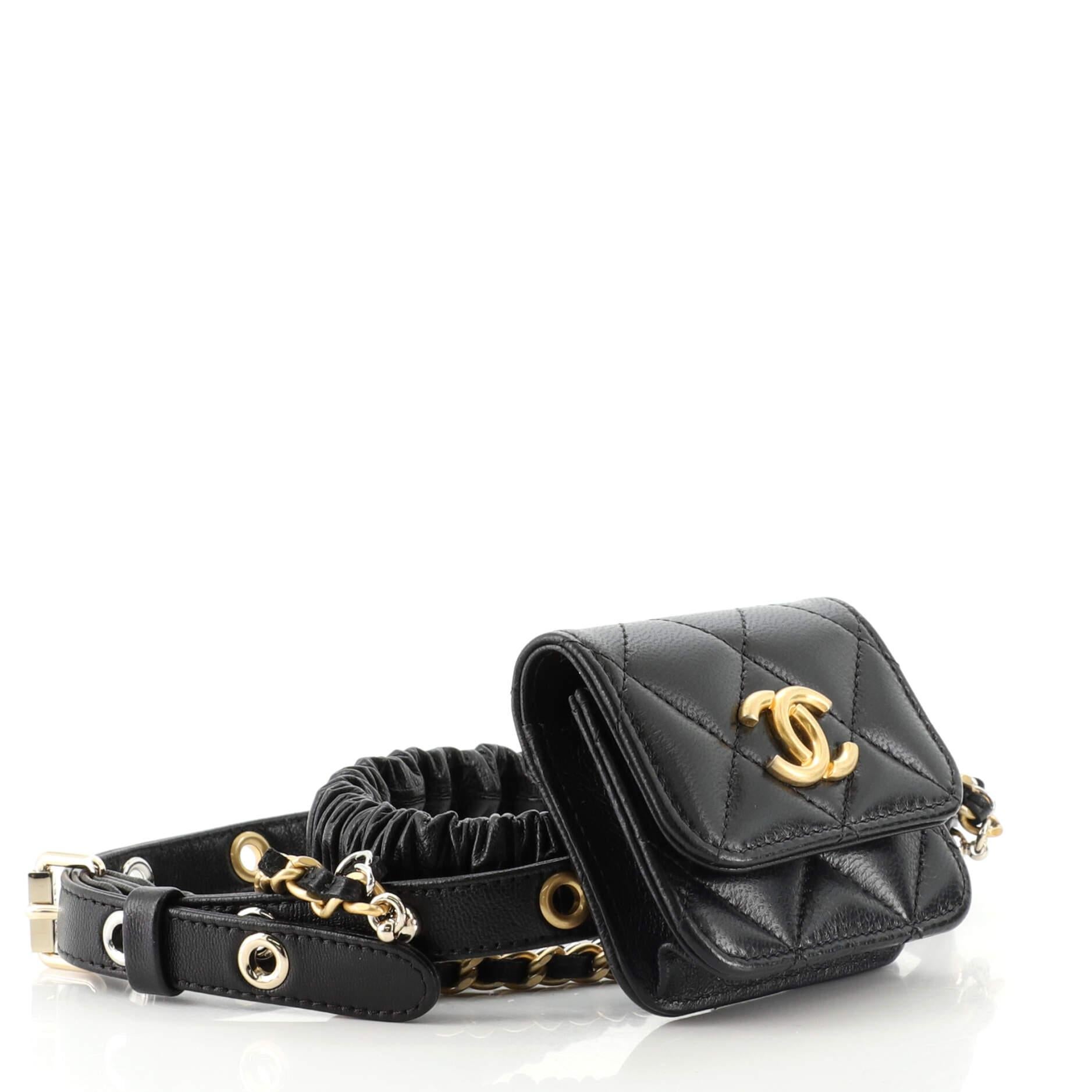 chanel thigh bag