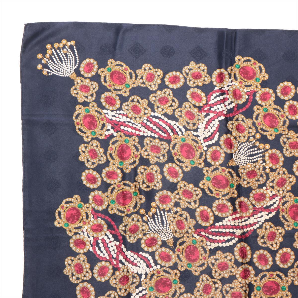Chanel Gems and Pearl Silk Scarf  Navy Blue In Good Condition In Humacao, PR