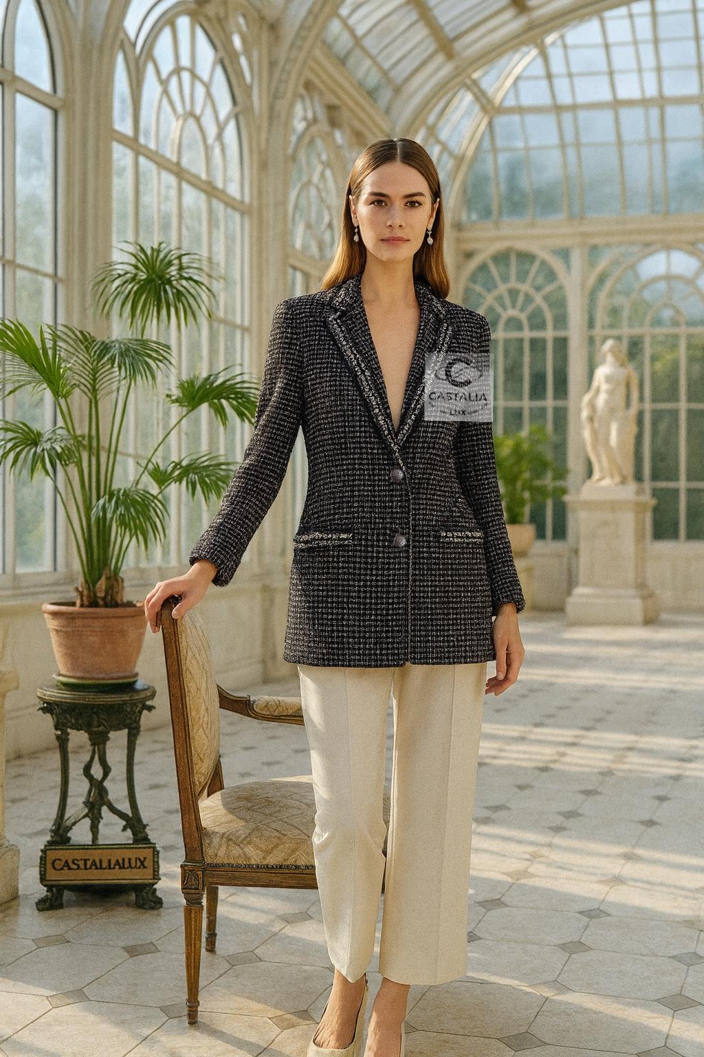 da uomo o donna Chanel Georgia Jagger Giacca in tweed nero 36 FR in vendita
