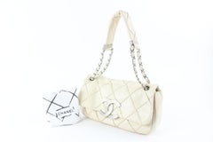 Chanel Giant Quilt Flap 02cz0731 Light Beige Leather Shoulder Bag