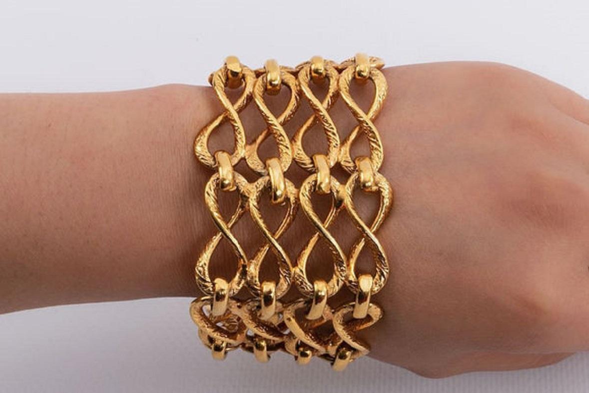 Chanel Gilded Metal Articulated Bracelet For Sale 6