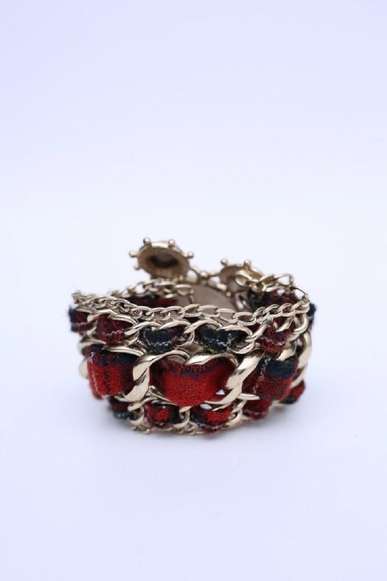 Women's Chanel Gilded Metal Cuff Bracelet in Champagne Metal & Tartan in Red Tones For Sale