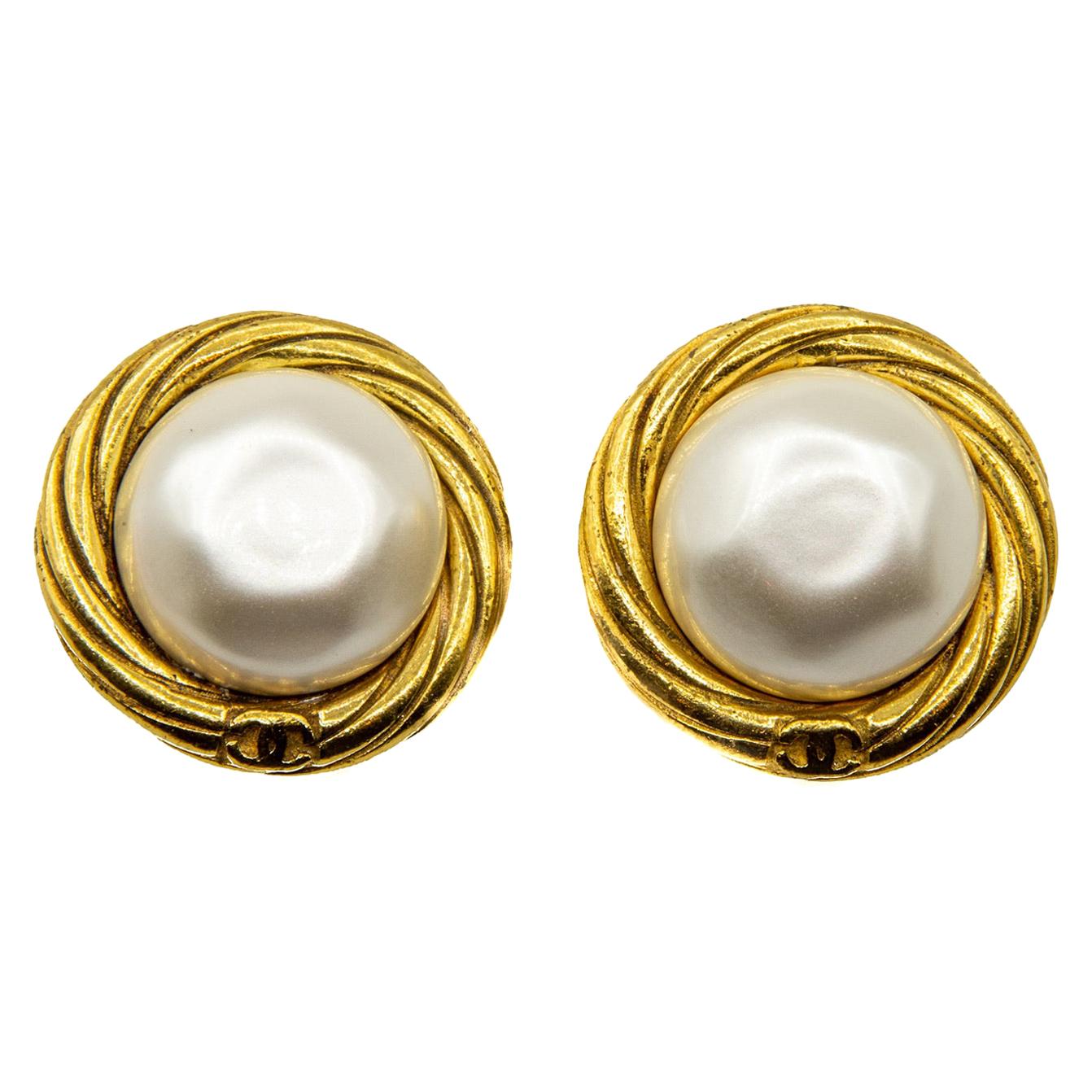 Chanel Gilt and Faux Pearl Spring 1993 Clip-on Earrings For Sale