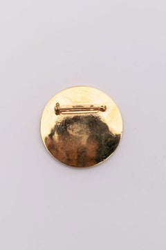 Chanel Gilted Metal and Green Enamelled Brooch
