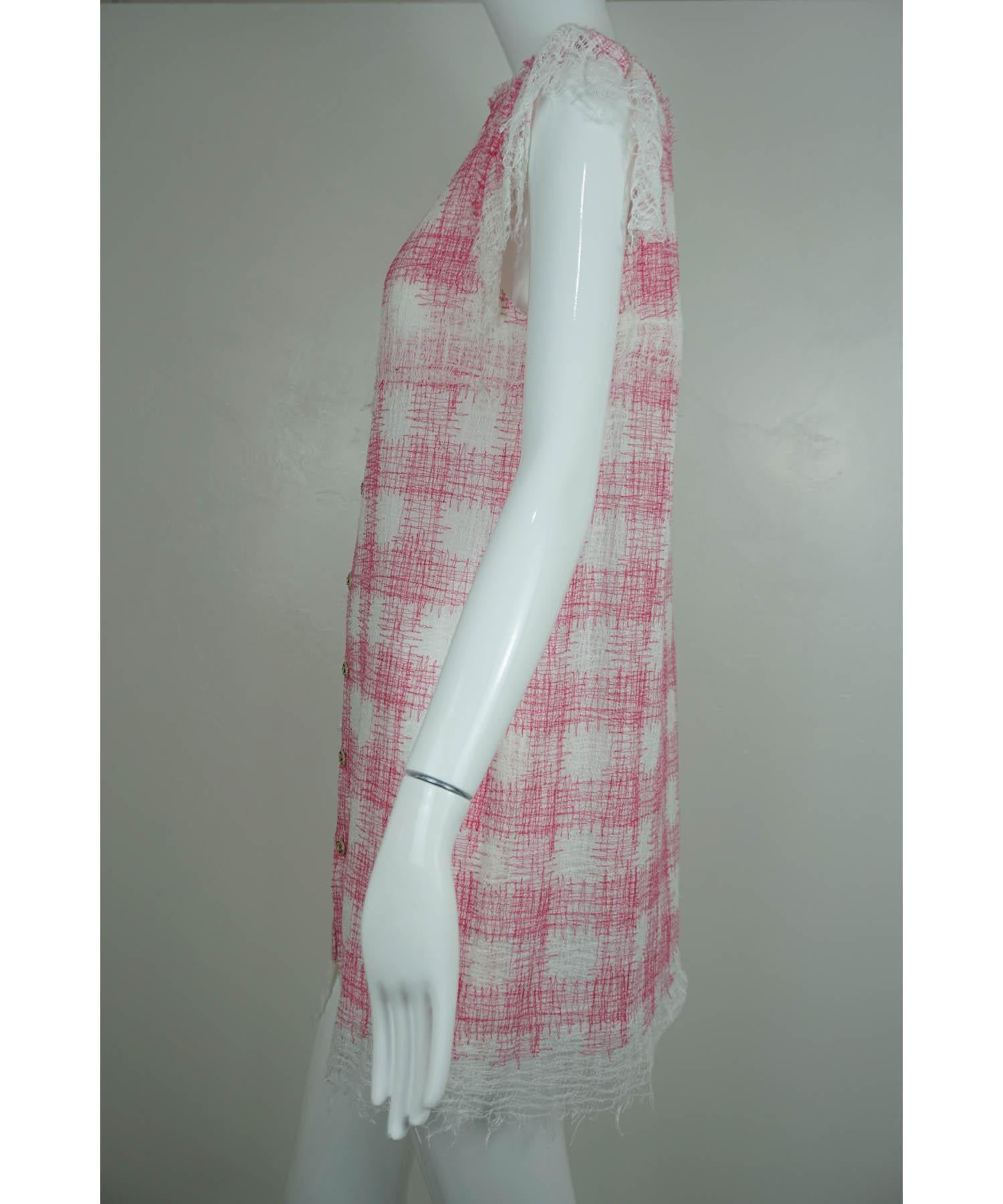 Vestido tubo de tweed de cuadros chanel 42/10 2011 en venta 3