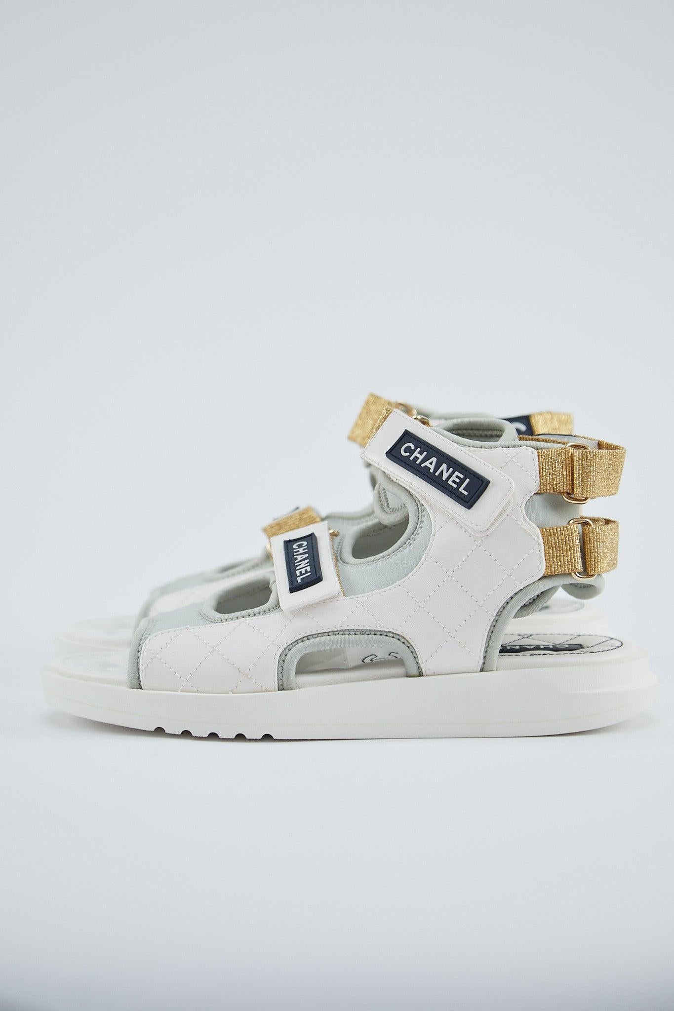 CHANEL GLADIATOR SANDAL White & Grey - Size 38.5 In Excellent Condition For Sale In London, GB