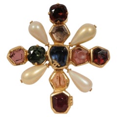 Chanel Glass Faux Pearl Cross Brooch Pin Gold Tone CC Logo Jewelry Vintage 90's