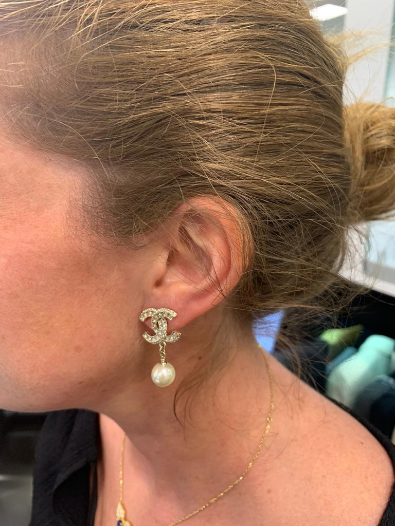 Chanel Glass Pearl Stud Earrings at 1stDibs
