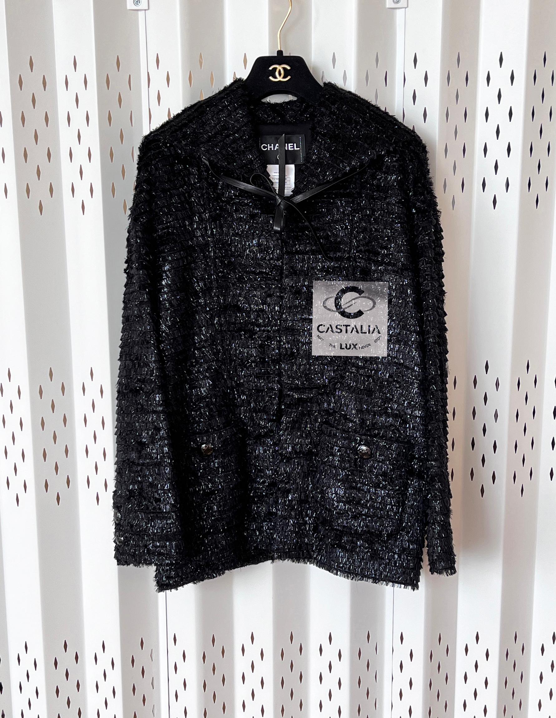 da uomo o donna Chanel Globalization Runway Black Shimmer Tweed Jacket 36 FR in vendita