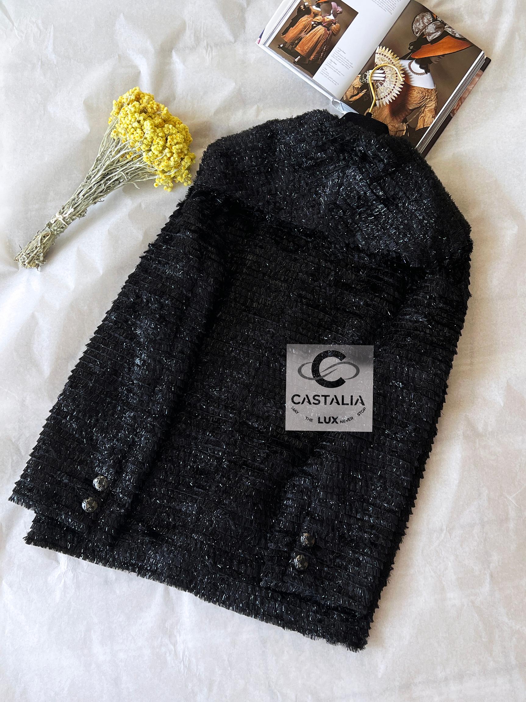 Chanel Globalization Runway Black Shimmer Tweed Jacket 36 FR in vendita 4