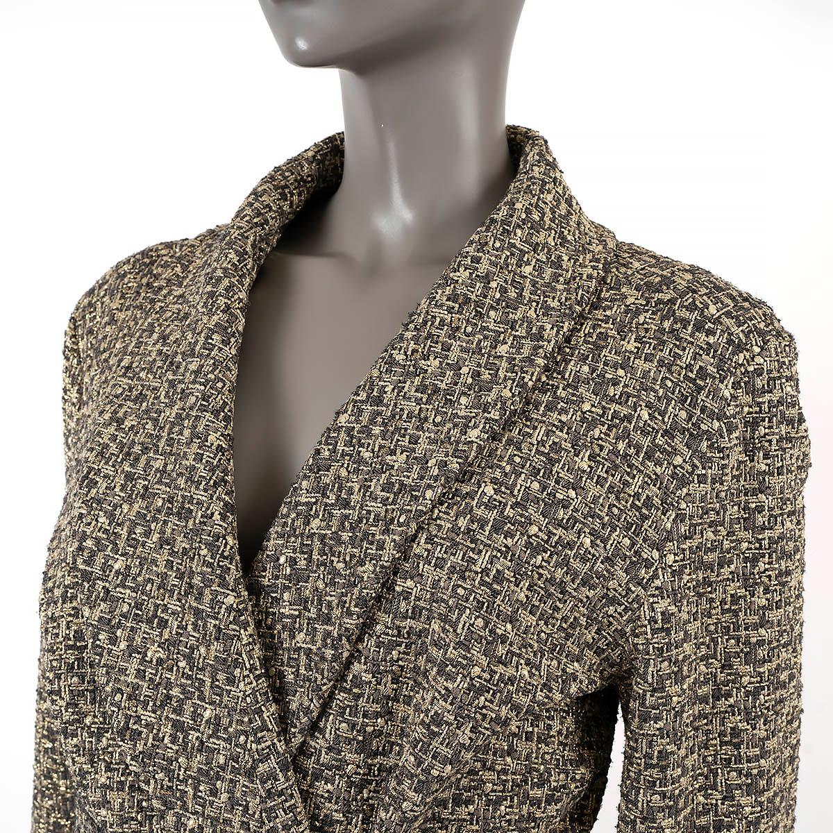 CHANEL gold 2016 16A ROME LUREX TWEED BELTED Coat Jacket 44 fits M For Sale 3