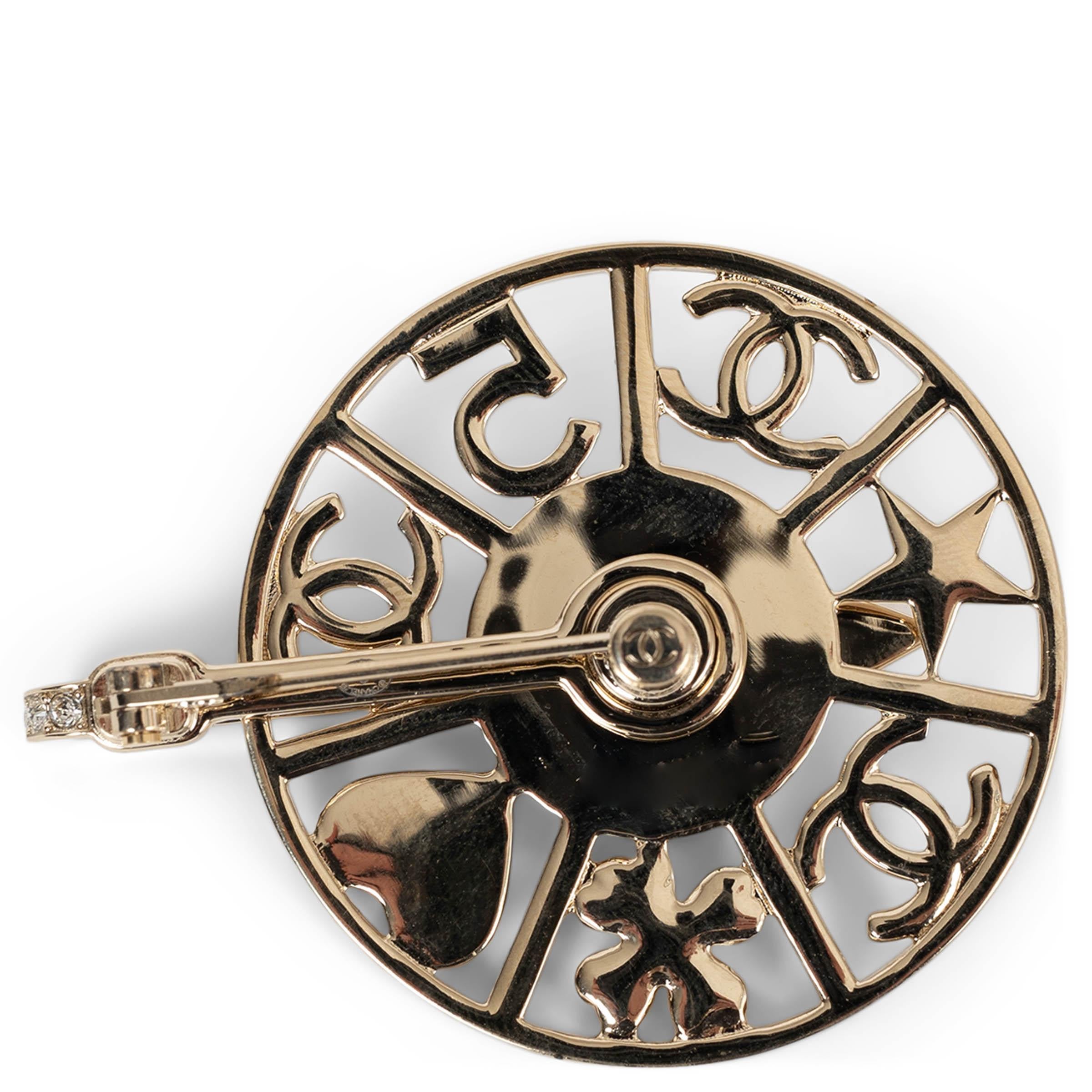 Women's CHANEL gold 22S SPINNING WHEEL PEARL & STRASS Brooch For Sale