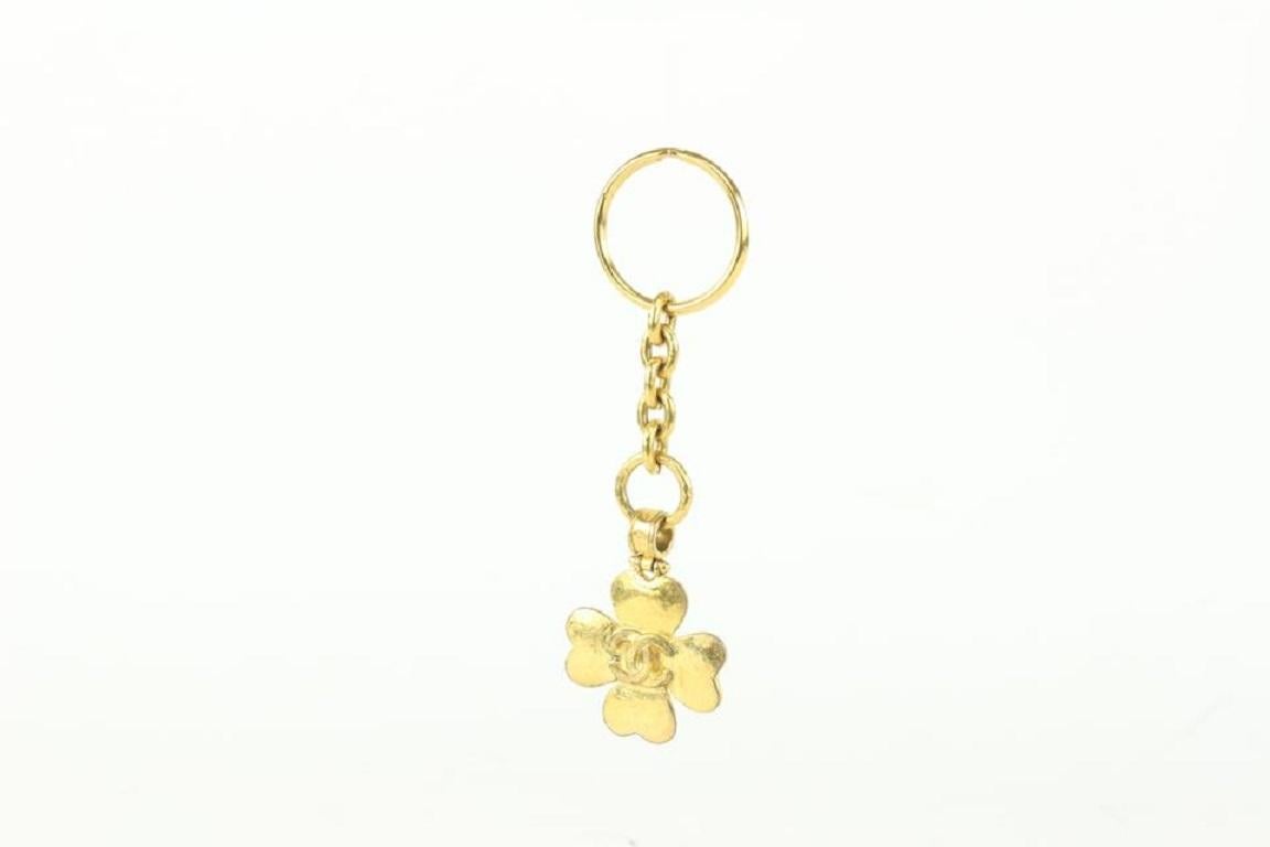 Chanel Gold 95p CC Clover Keychain Bag Charm 101c6 For Sale 4
