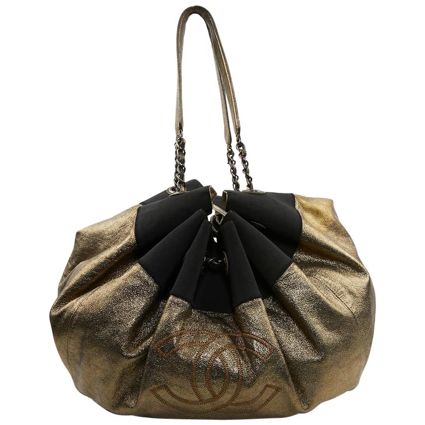 Chanel Grey Leather Hobo Bag at 1stDibs