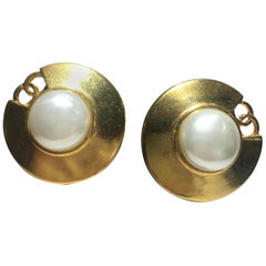 Vintage Chanel Gold And Mobe Pearl Earings With Signature Interlocking CC.  Great Scale.