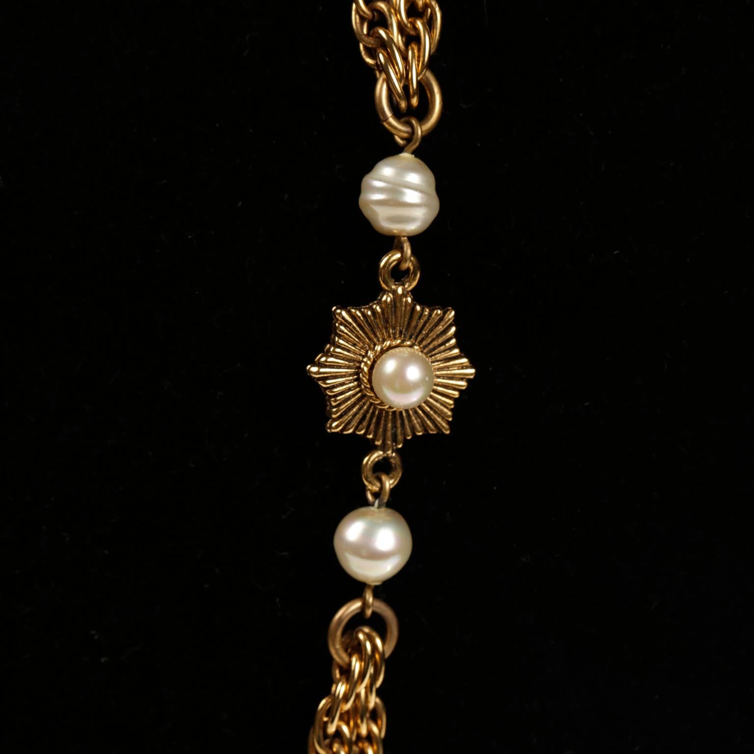 Art Deco Chanel Gold and Pearl Double Strand Vintage Necklace For Sale