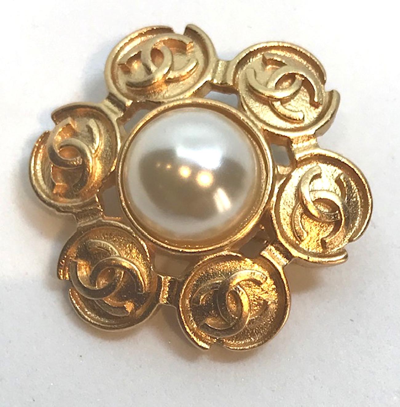 Chanel Gold and Pearl Logo Earrings, 1995 Collection In Excellent Condition In New York, NY