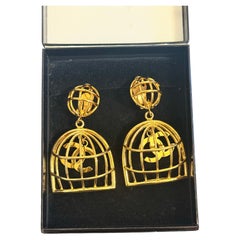 Chanel Gold Birdcage CC Dangle Pendientes vintage de clip