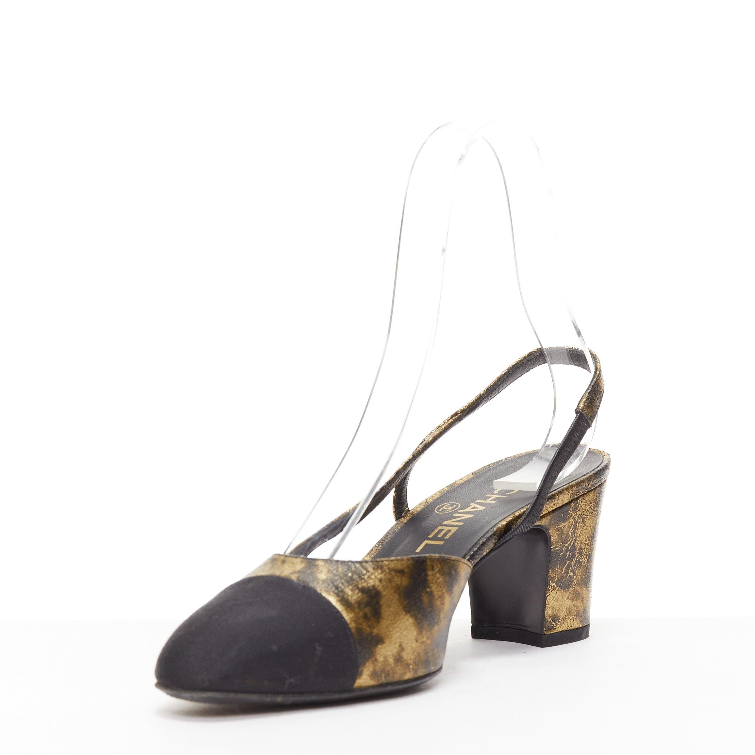 CHANEL gold black calfskinleather CC toe cap sling kitten pumps EU38 In Good Condition In Hong Kong, NT