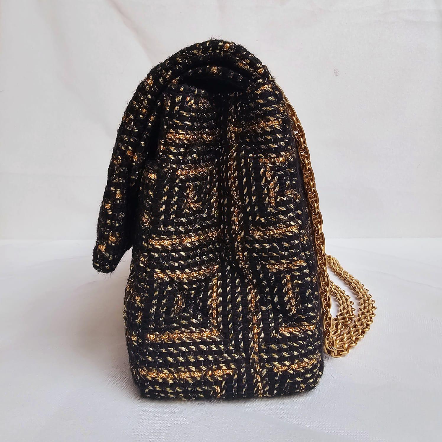 Women's or Men's Chanel Gold Black Tweed Paris Byzance 2.55 226 Reissue Flap Bag