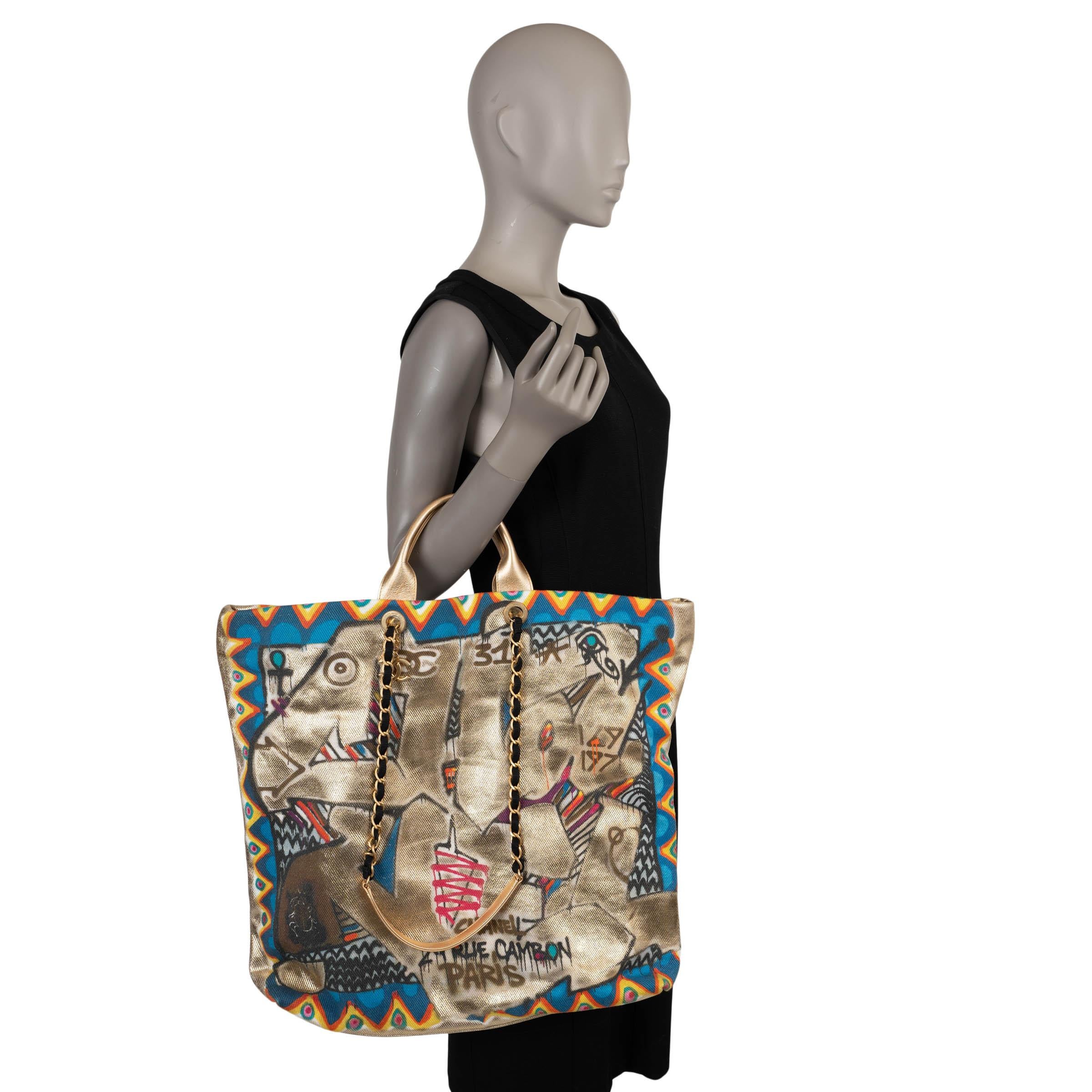 CHANEL gold canvas 19A NEW YORK GRAFFITI STREET SPIRIT Tote Bag 6