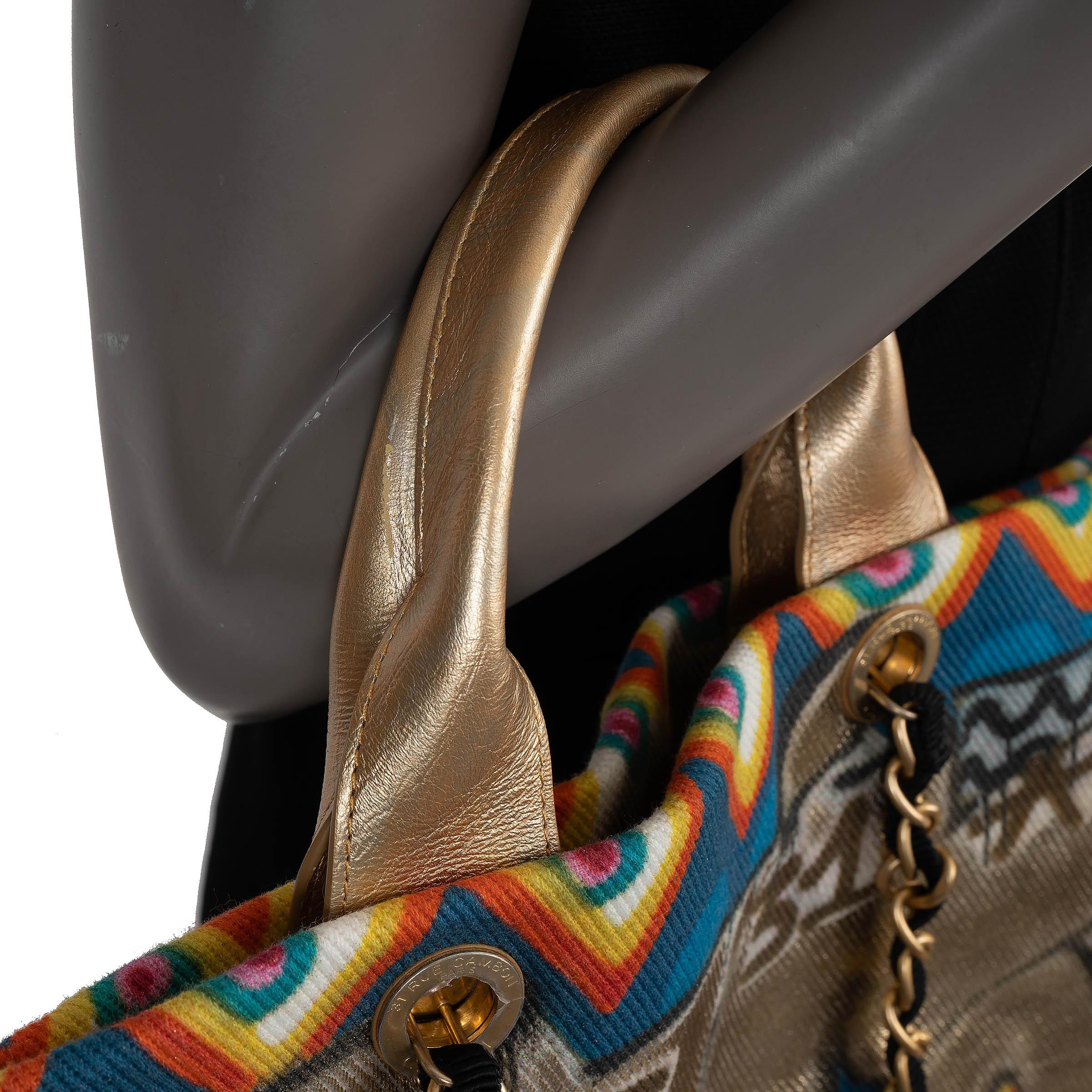 CHANEL gold canvas 19A NEW YORK GRAFFITI STREET SPIRIT Tote Bag 5