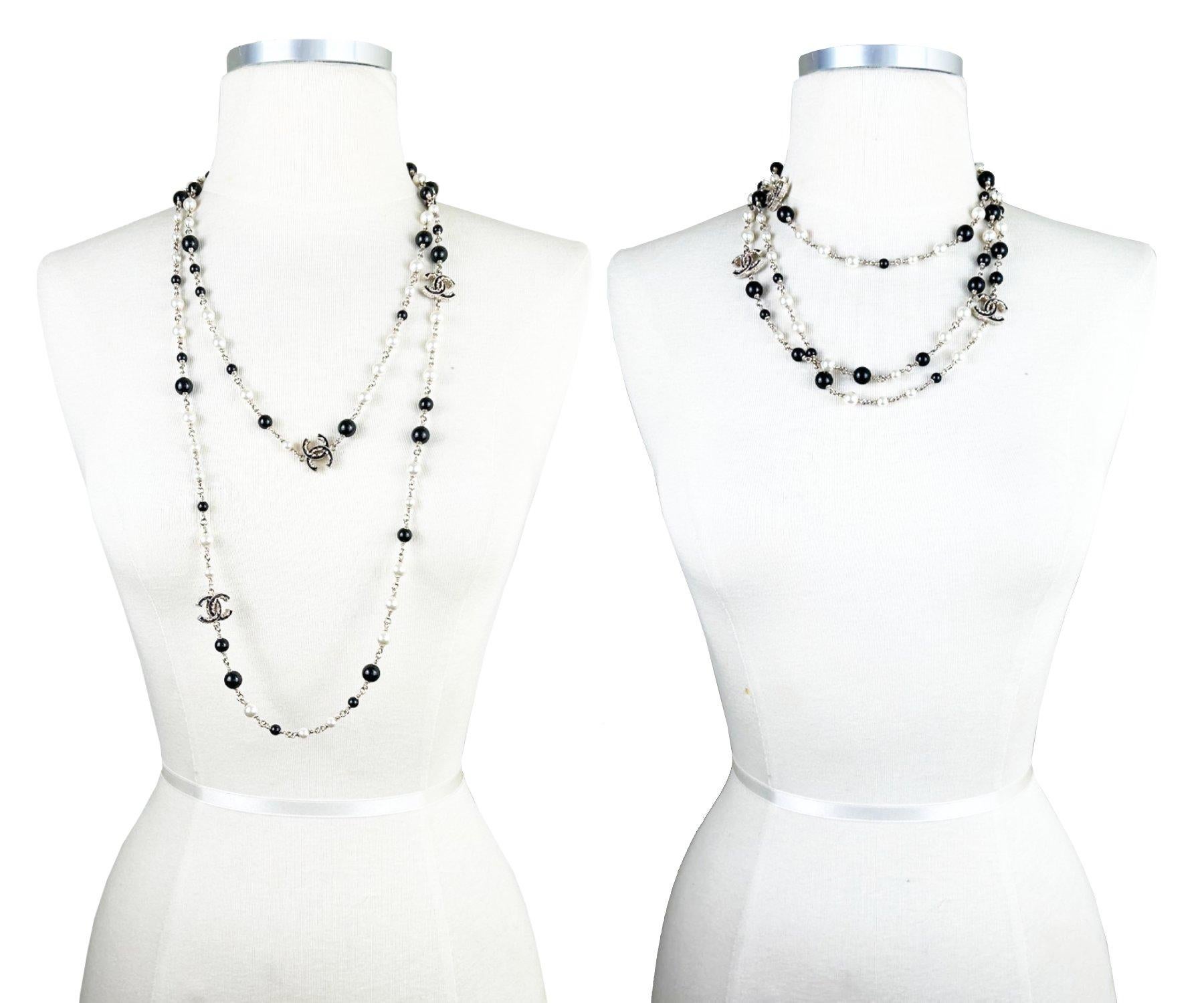 Chanel Gold CC 3 Black Ruffle Pearl Super Long Necklace In Excellent Condition In Pasadena, CA