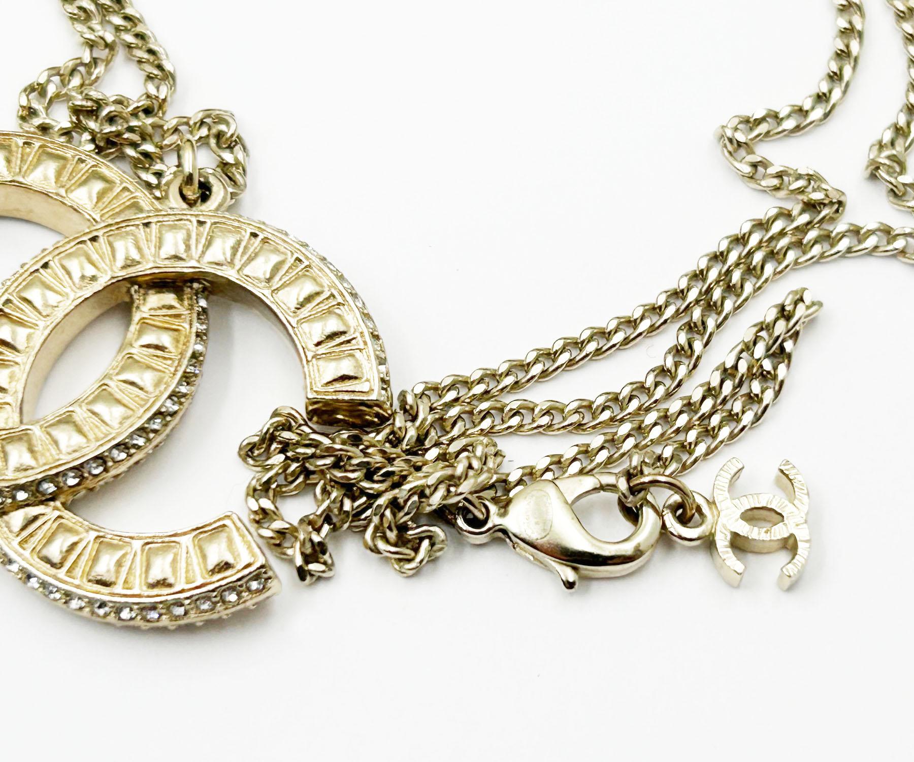 Women's Chanel Classic Gold CC Baguette Crystal Pendant Necklace  For Sale