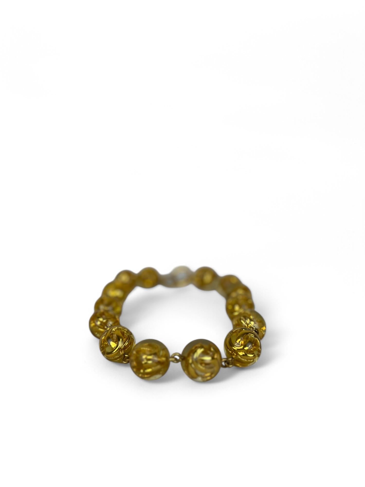 Gargantilla Chanel Gold CC Bauble Finales de los 80 - Principios de los 90 en venta 3