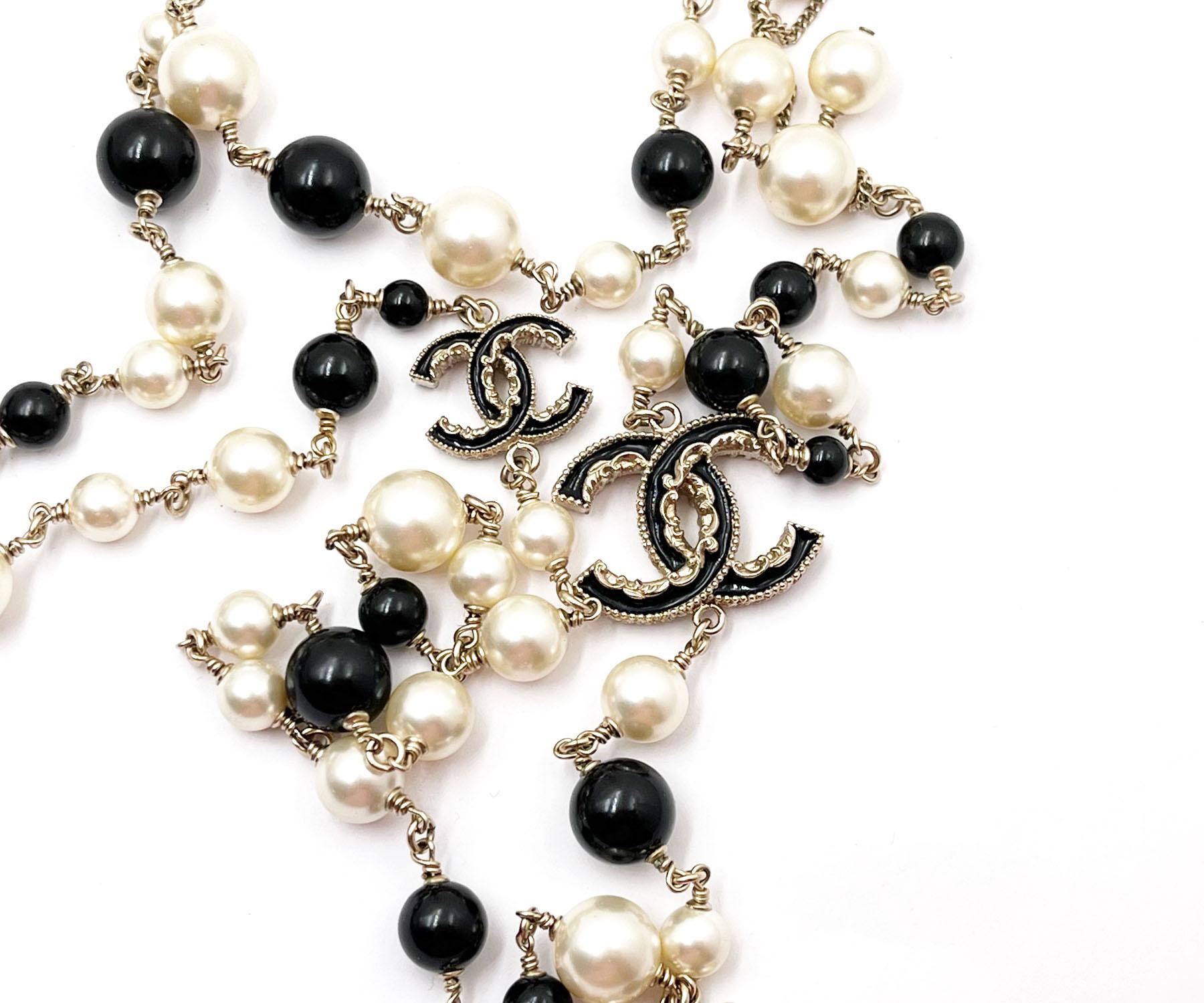 Artisan Chanel Gold CC Black Ruffle Pearl Long Necklace 
