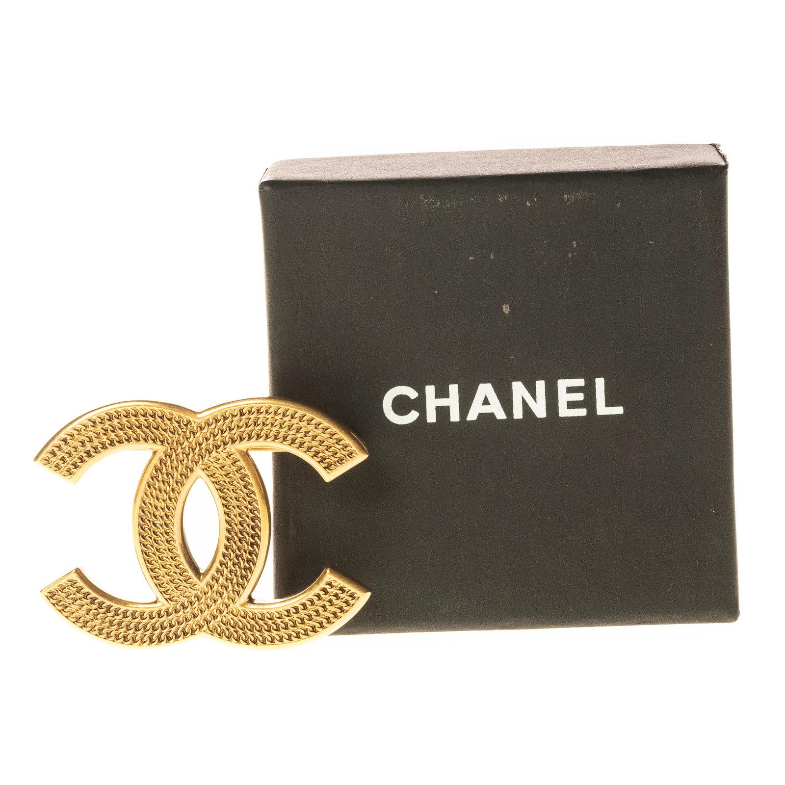 chanel brooch gold