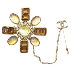 Chanel Gold CC Brown Yellow Bronze Stone Chain Pin Brooch