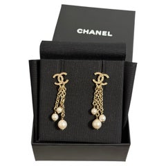 CHANEL Gold CC Chain Tassel Pearl Dangle Earrings