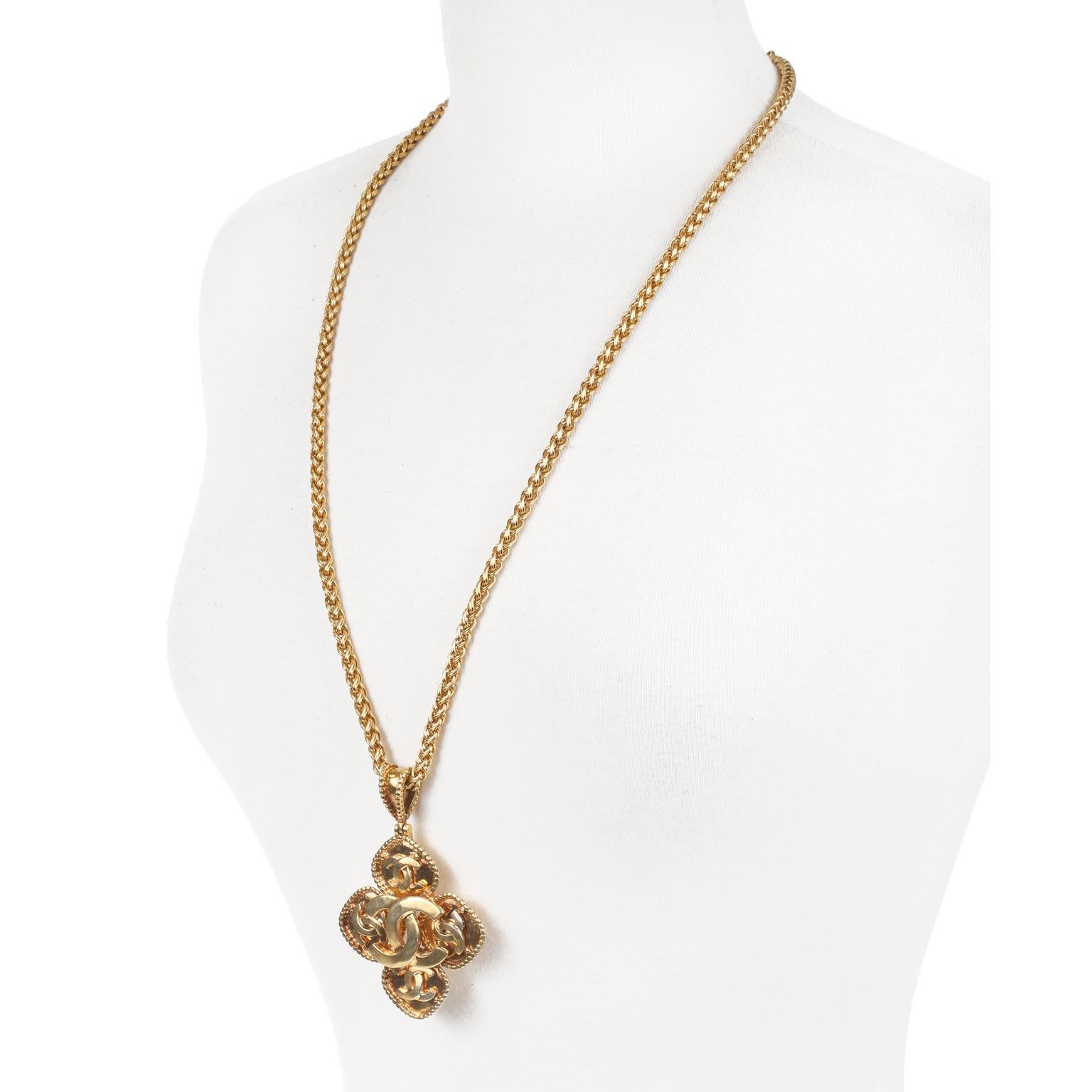 Women's or Men's Chanel Gold CC Clover Medallion Necklace