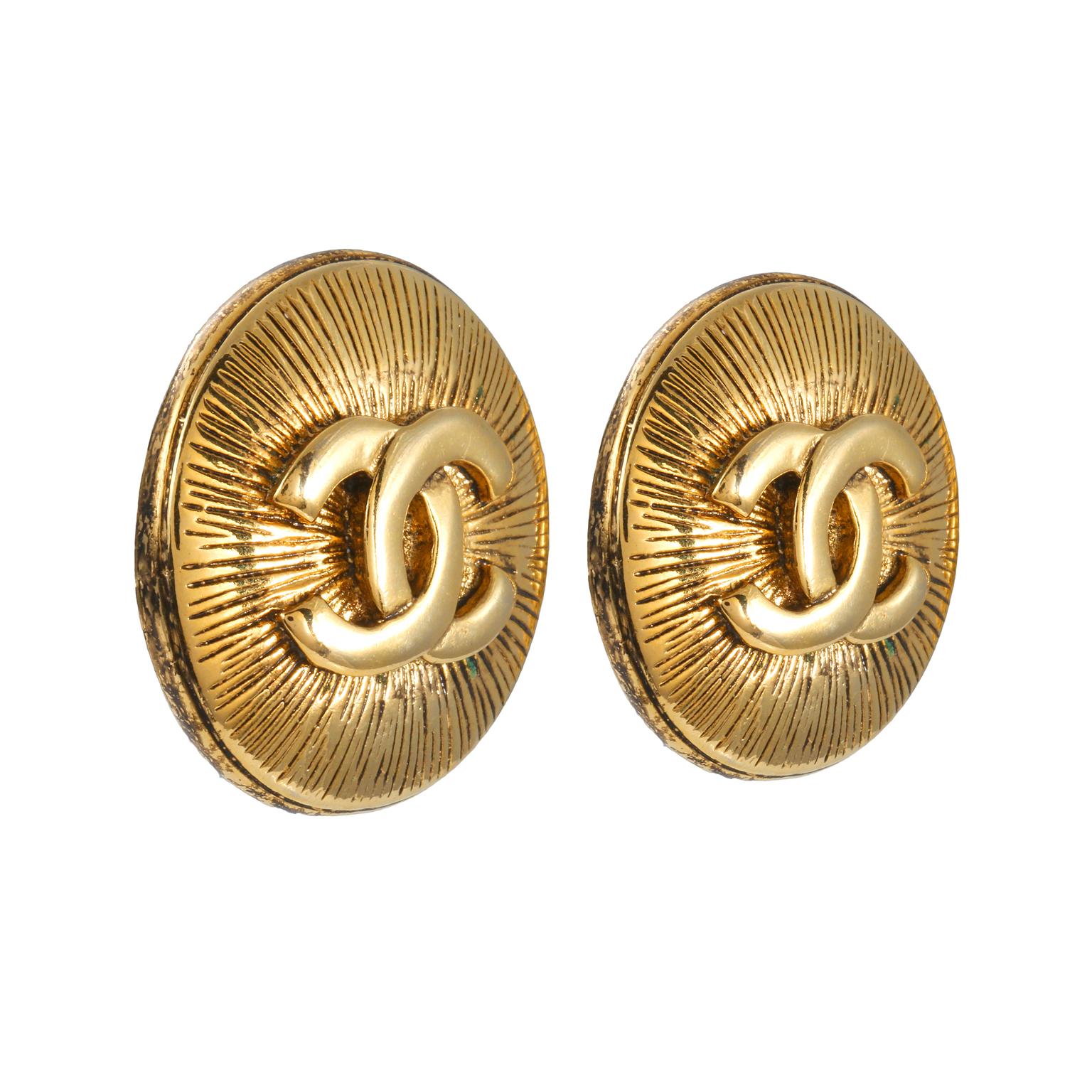 chanel earrings gold cc
